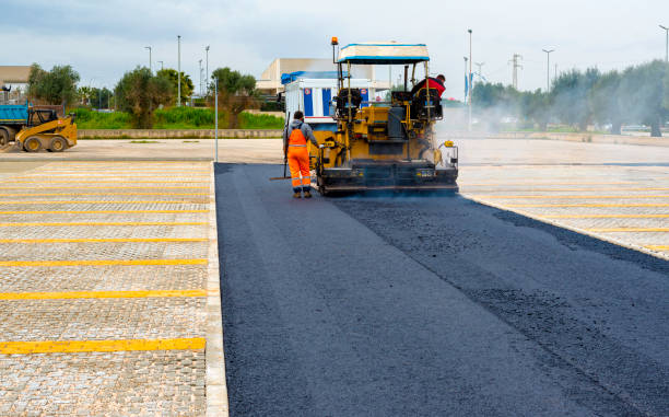 Best Professional Driveway Pavers  in Parsons, TN